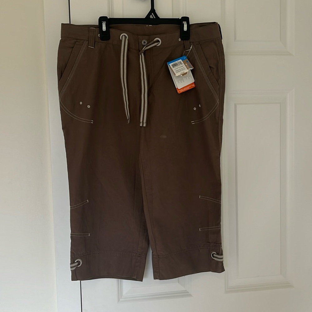 Columbia NWT Arch Cape 3 ClamDigger Size Medium - Picture 1 of 7